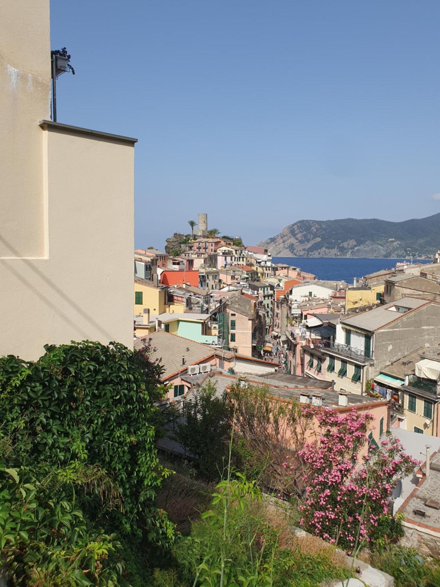 La Casa Di Mina Apartment Vernazza Luaran gambar